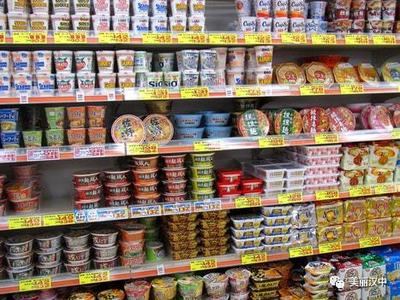 漢中某學(xué)校一桶泡面賣10元引質(zhì)疑，市場監(jiān)管局介入調(diào)查預(yù)包裝食品定價(jià)